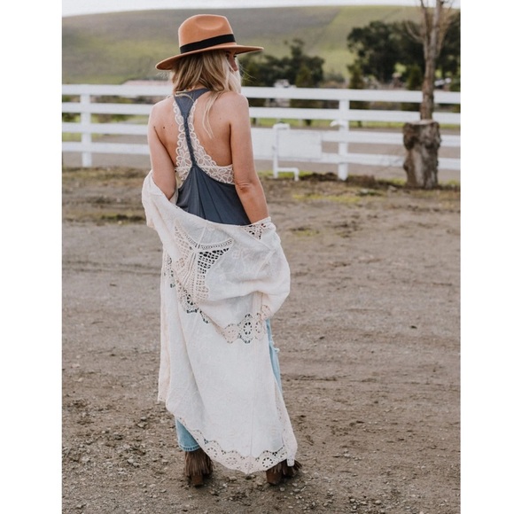 3BN - Clara Longline Kimono - Picture 2 of 7